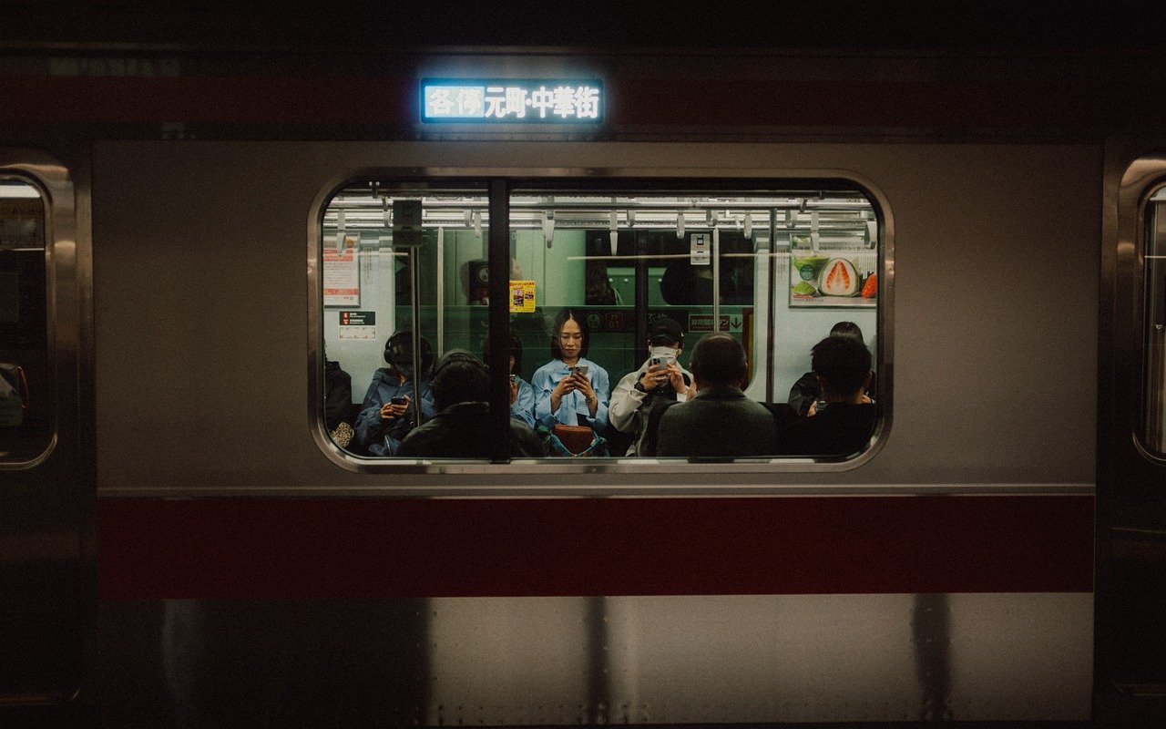 Japanese sleep habits and longevity — unsuited sleep blog